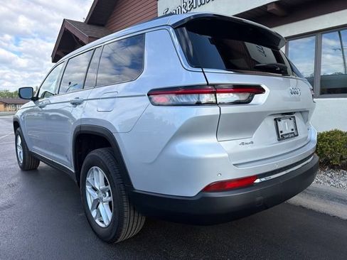Used 2023 Jeep Grand Cherokee L Laredo w/ Luxury Tech Group I AWD/4WD image 11