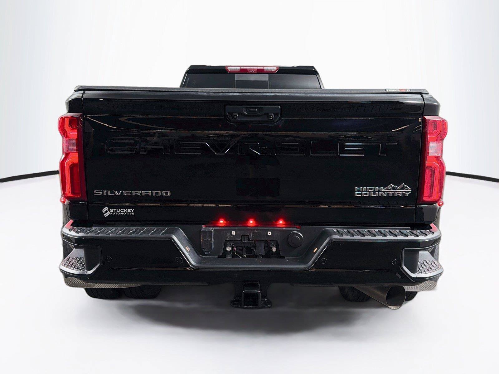 Used 2024 Chevrolet Silverado 3500 High Country w/ High Country Premium Package AWD/4WD image 10
