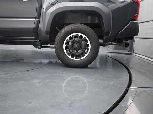 Used 2024 Toyota Tacoma TRD Off-Road AWD/4WD image 14