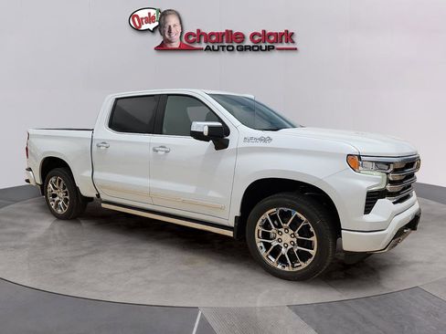 New 2026 Chevrolet Silverado 1500 High Country AWD/4WD image 6