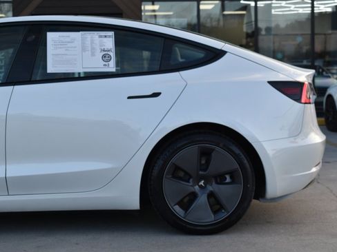 Used 2022 Tesla Model 3 Long Range image 21