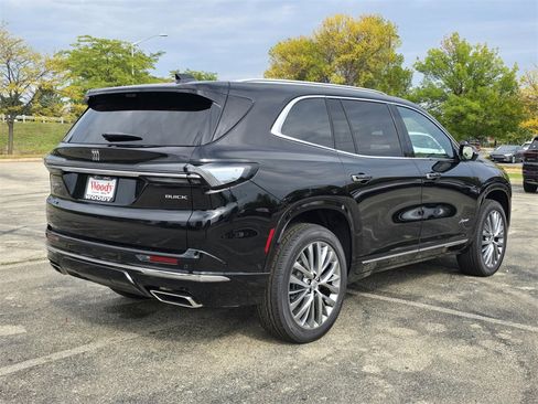 New 2026 Buick Enclave Avenir w/ Super Cruise Package image 8