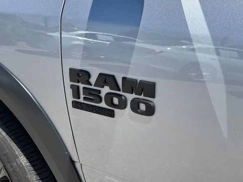 Used 2024 RAM 1500 Classic Warlock RWD image 10