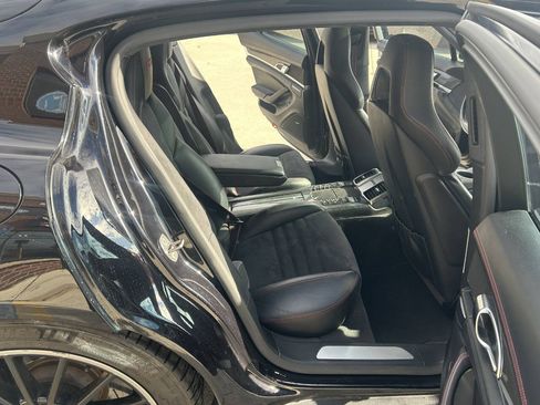 Used 2016 Porsche Panamera GTS image 35