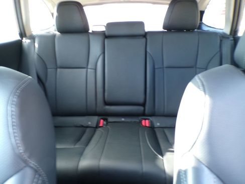 Used 2023 Subaru Outback Limited AWD/4WD image 11
