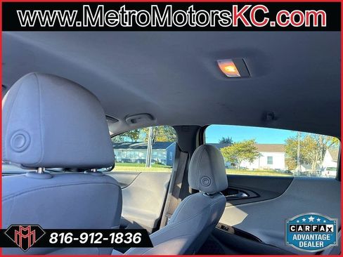 Used 2021 Chevrolet Malibu LS FWD image 26