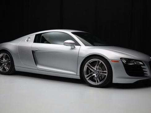 Used 2009 Audi R8 V8 image 25