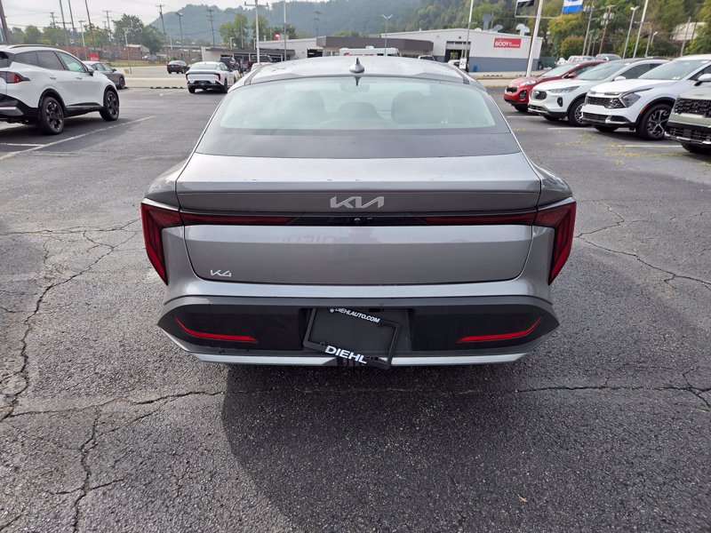 New 2026 Kia K4 FWD image 6