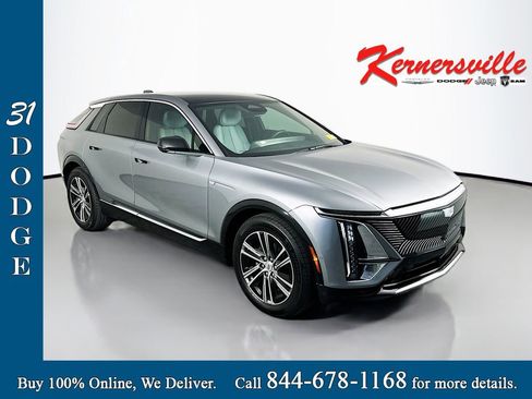 Used 2024 Cadillac Lyriq Luxury RWD image 1