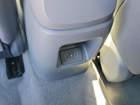 Used 2025 Hyundai Elantra Sport FWD image 14