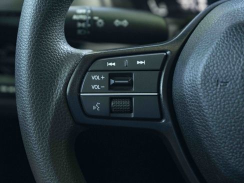 Used 2024 Honda Accord LX image 20