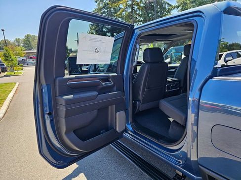 New 2026 GMC Sierra 3500 Denali w/ Denali Reserve Package AWD/4WD image 17