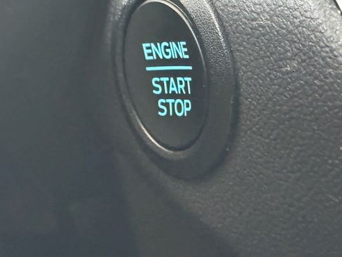 Certified 2023 Ford Escape Active AWD/4WD image 14