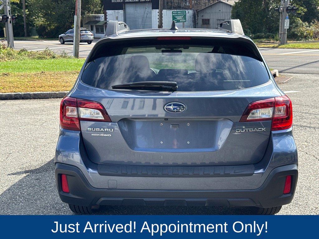 Used 2018 Subaru Outback 2.5i Premium AWD/4WD image 6