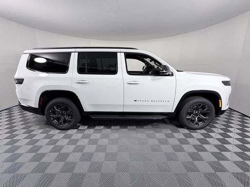 New 2026 Jeep Grand Wagoneer Limited image 8