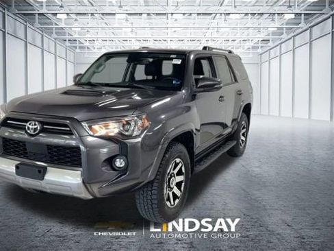 Used 2022 Toyota 4Runner TRD Off-Road Premium AWD/4WD image 5