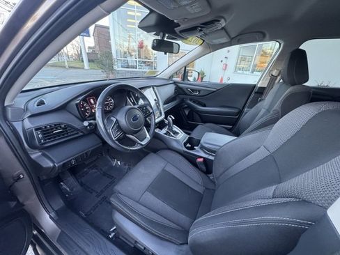Used 2023 Subaru Outback Premium image 9