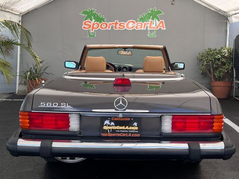 Used 1987 Mercedes-Benz 560 SL image 9