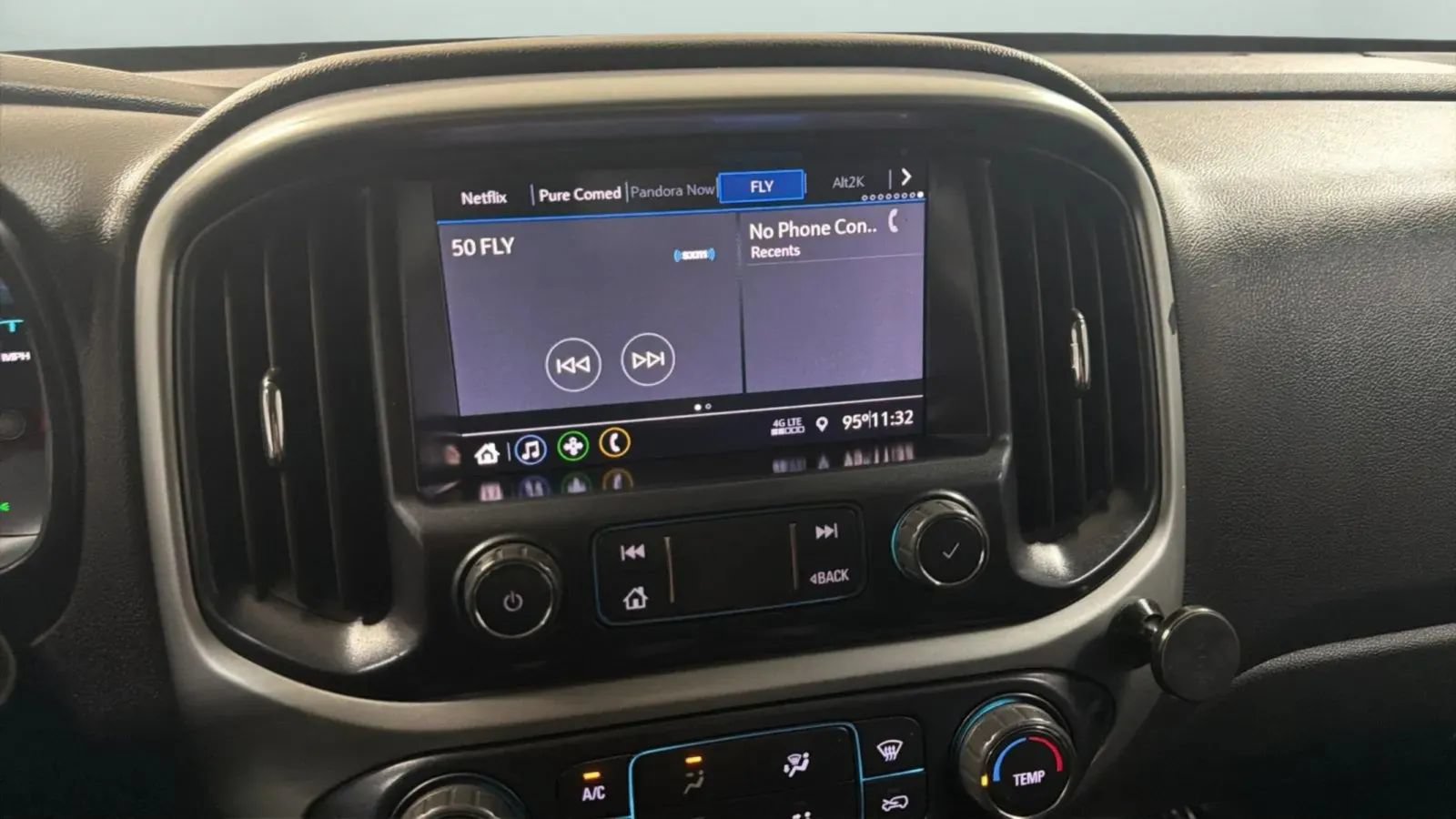 Used 2022 Chevrolet Colorado LT w/ Fleet Safety Package RWD image 13