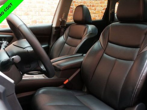 Used 2024 Nissan Murano SL image 10