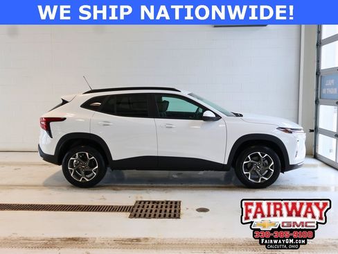 New 2026 Chevrolet Trax LT w/ Driver Confidence Package image 1