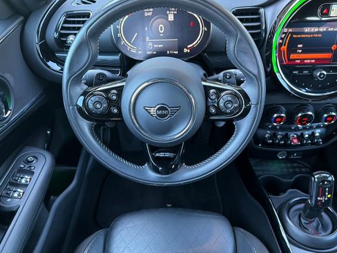 Used 2021 MINI Cooper Clubman S w/ Driver Assistance Package image 18
