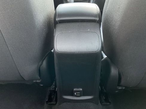 Used 2019 Chevrolet Cruze LT w/ LT Fleet Convenience Package image 18