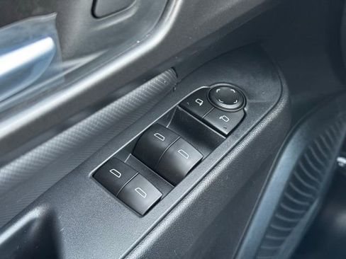 New 2026 Chevrolet Equinox EV LT image 30