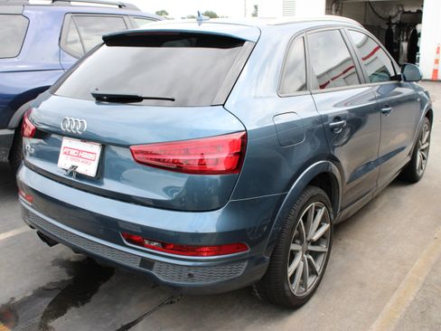 Used 2018 Audi Q3 2.0T Premium FWD image 10