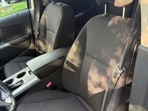 Used 2012 Ford Edge SEL FWD image 17