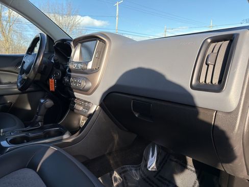 Used 2018 Chevrolet Colorado Z71 w/ Centennial Edition image 29