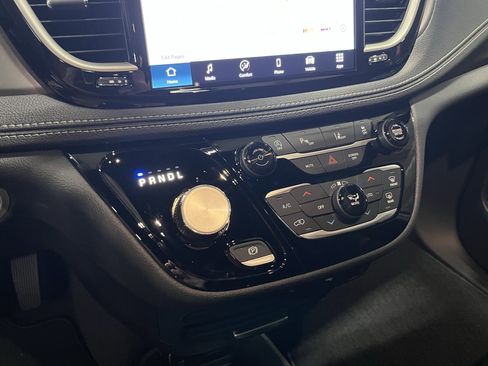 New 2026 Chrysler Pacifica Select AWD/4WD image 23