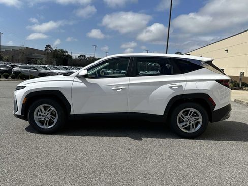 New 2026 Hyundai Tucson SE image 4
