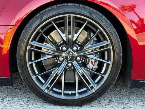 Used 2021 Chevrolet Camaro ZL1 RWD image 28
