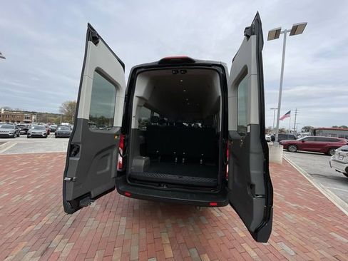 Used 2025 Ford Transit 350 XLT RWD image 28