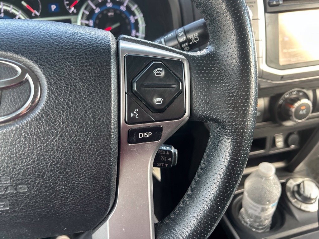 Used 2015 Toyota 4Runner SR5 AWD/4WD image 23