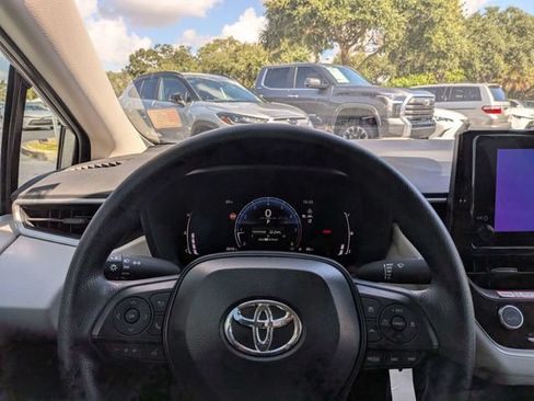 Used 2026 Toyota Corolla LE FWD image 29