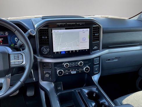 Used 2024 Ford F150 XLT w/ Mobile Office Package image 10