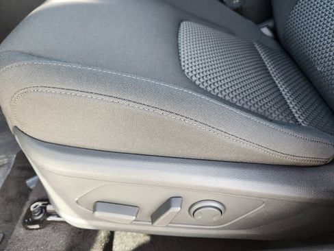 New 2026 Kia Sportage S image 9