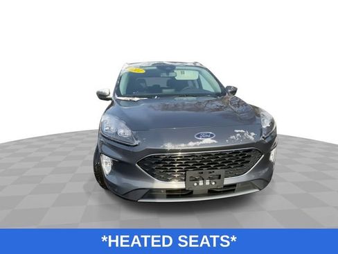 Used 2022 Ford Escape Titanium w/ Class II Trailer Tow Package image 4