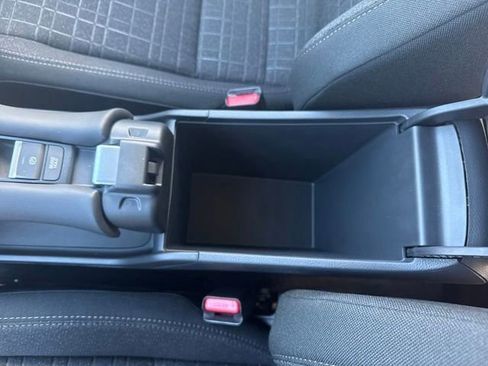 New 2026 Honda HR-V LX image 22