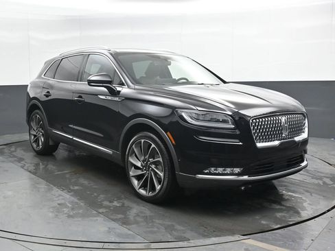 Used 2022 Lincoln Nautilus Reserve w/ Equipment Group 202A AWD/4WD image 6