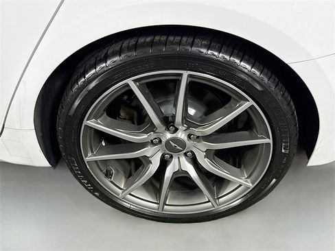 Used 2019 Genesis G70 2.0T Advanced w/ Dynamic Package image 35