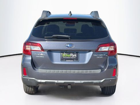 Used 2017 Subaru Outback 3.6R Limited AWD/4WD image 7