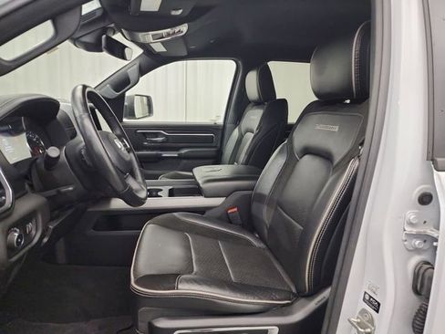 Used 2024 RAM 1500 Laramie image 14