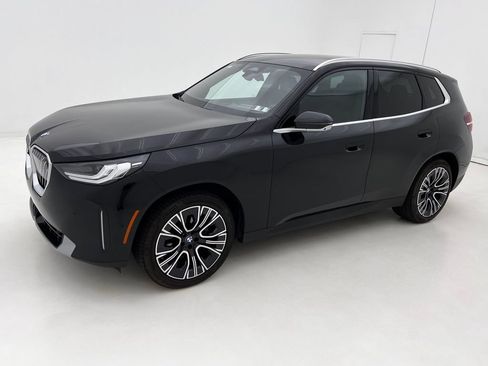 Used 2026 BMW X3 xDrive30i w/ Premium Package AWD/4WD image 5