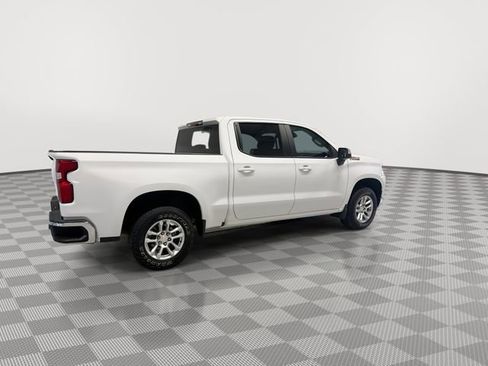 Certified 2024 Chevrolet Silverado 1500 LT w/ Z71 Off-Road Package AWD/4WD image 11