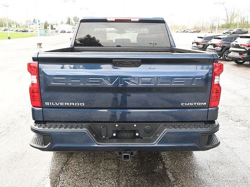 Used 2023 Chevrolet Silverado 1500 Custom AWD/4WD image 6