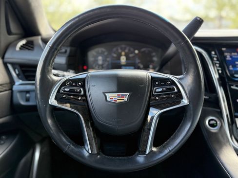 Used 2015 Cadillac Escalade Platinum image 24