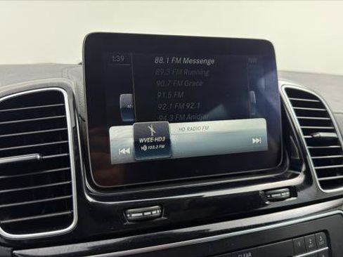 Used 2017 Mercedes-Benz GLS 550 4MATIC w/ Driver Assistance Package image 35